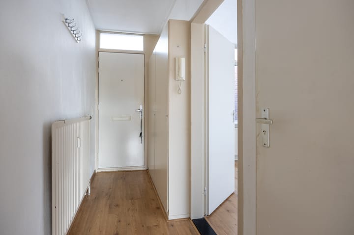 Foto 6 van Van Bergenplein 16