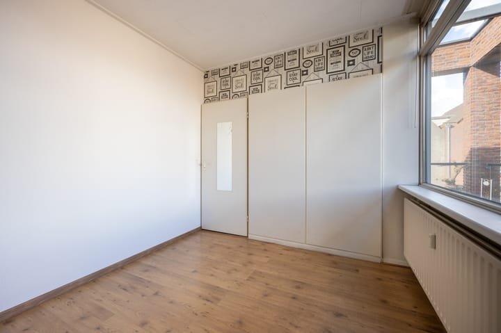 Foto 20 van Van Bergenplein 16