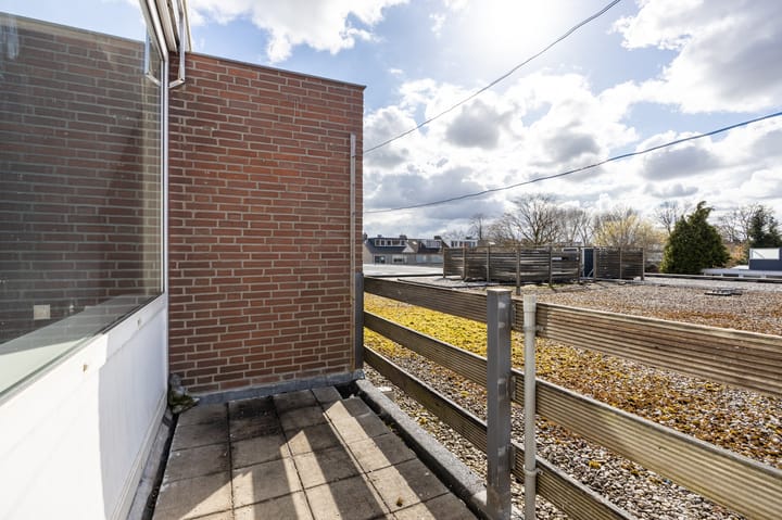 Foto 21 van Van Bergenplein 16