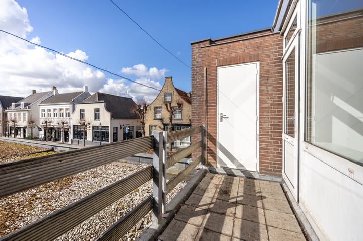 Foto 22 van Van Bergenplein 16