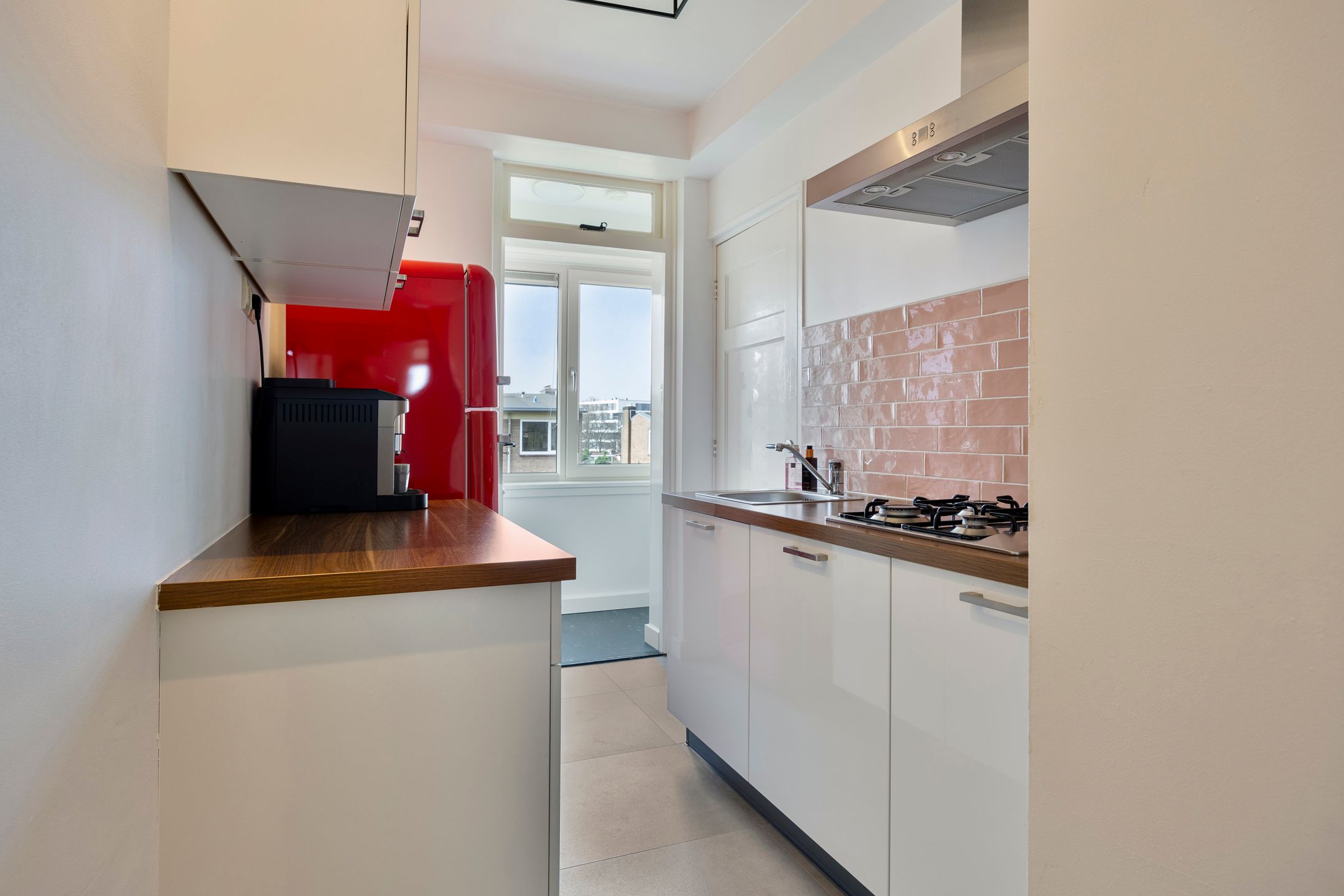 Foto 12 van Wolfstraat 104