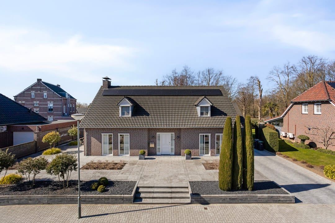 Photo 38 of De Leucker 20