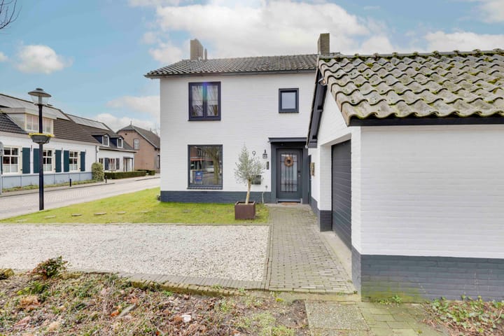 Foto 34 van van Dongenstraat 9