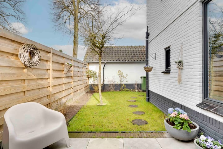 Foto 37 van van Dongenstraat 9