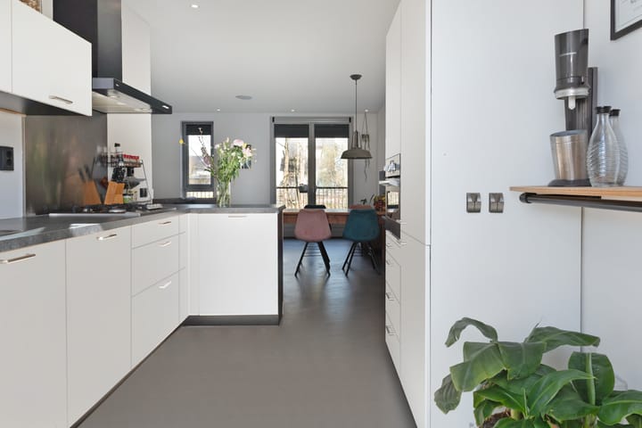 Foto 13 van Straat van Corsica 165