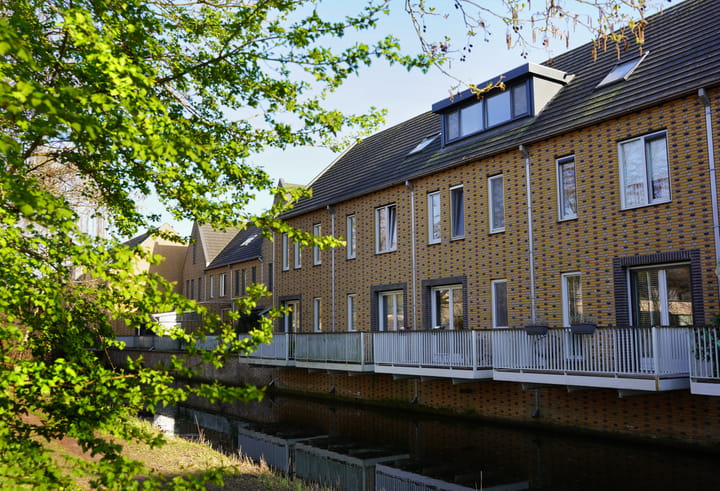 Foto 32 van Straat van Corsica 165