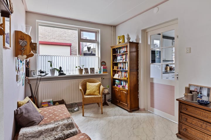 Foto 7 van Mechteldstraat 4