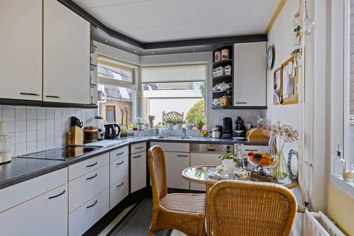 Foto 9 van Mechteldstraat 4