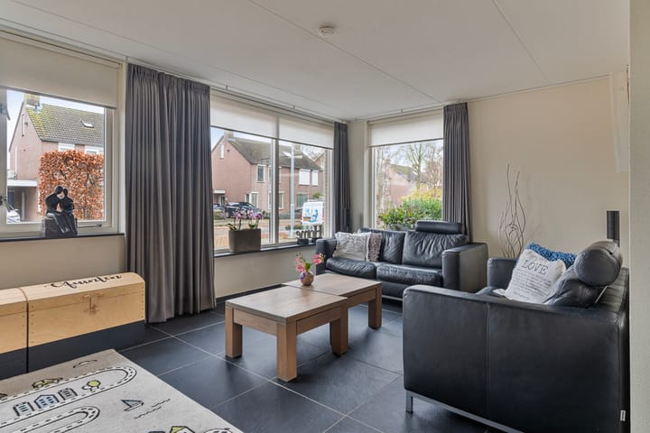 Foto 7 van Nieuwe Tijningen 22