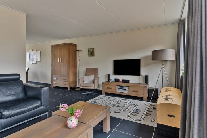 Foto 9 van Nieuwe Tijningen 22