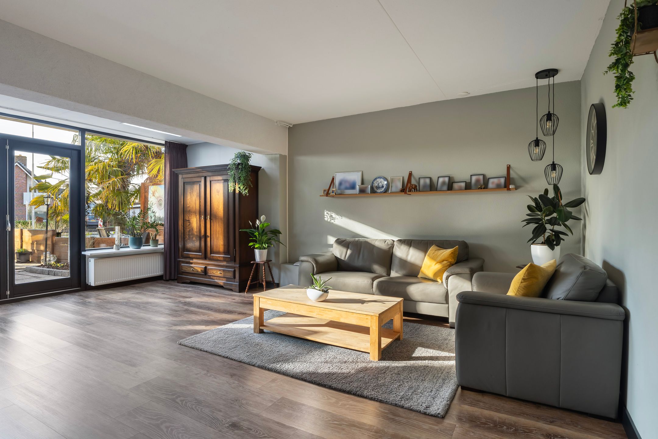 Photo 12 of Gerben Colmjonwei 40