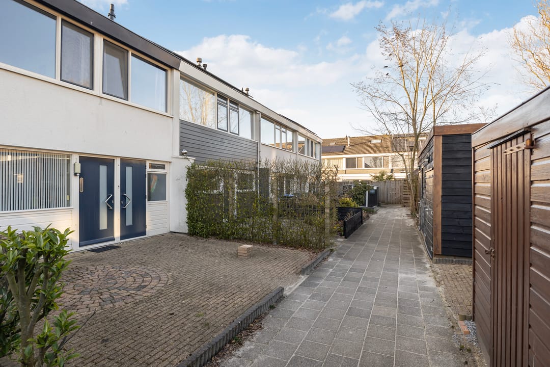 Photo 37 of Gerben Colmjonwei 40