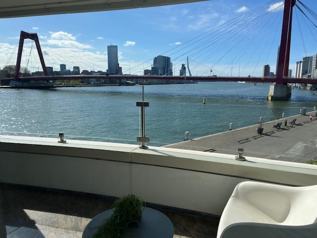 Photo 3 of Maasboulevard 190