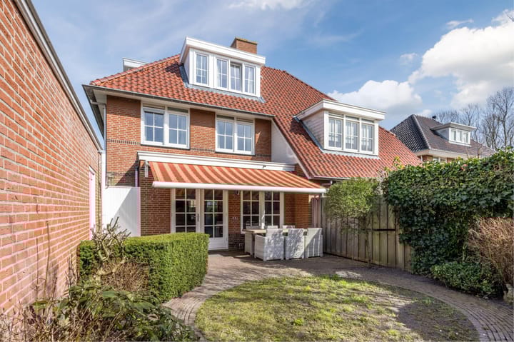 Foto 44 van Guirlande 132