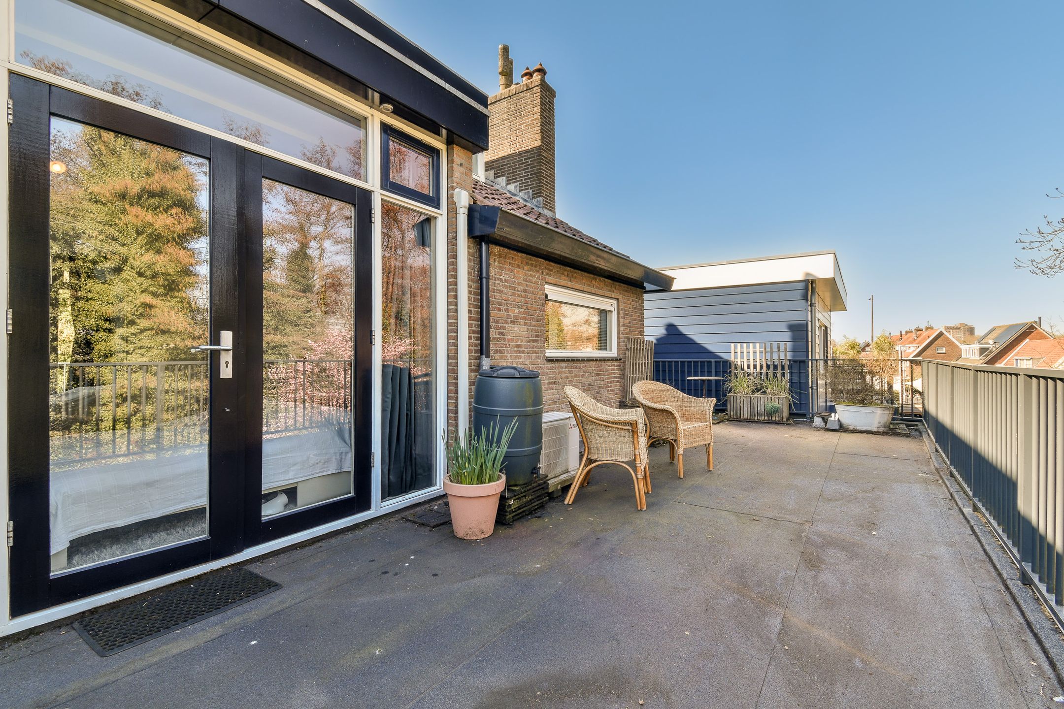 Photo 27 of Plaswijcklaan 12