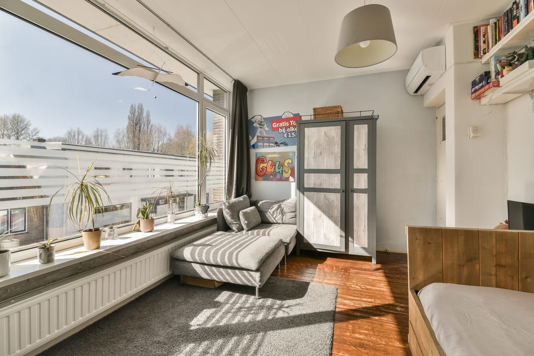 Photo 32 of Plaswijcklaan 12