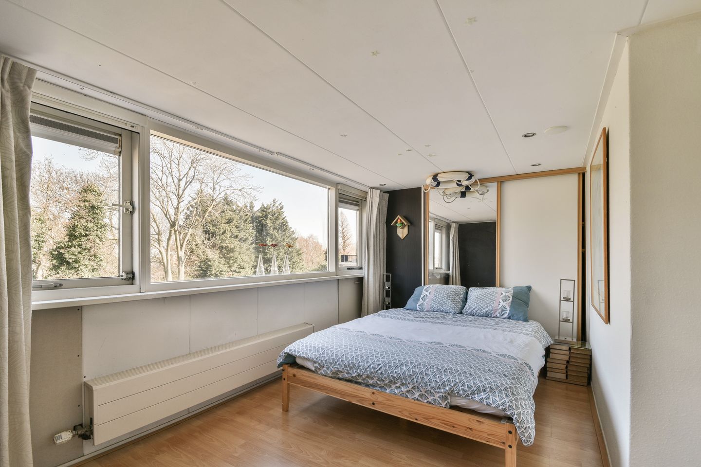 Photo 35 of Plaswijcklaan 12