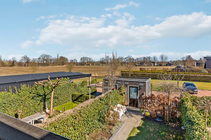 Photo 21 of Rozenbottel 14