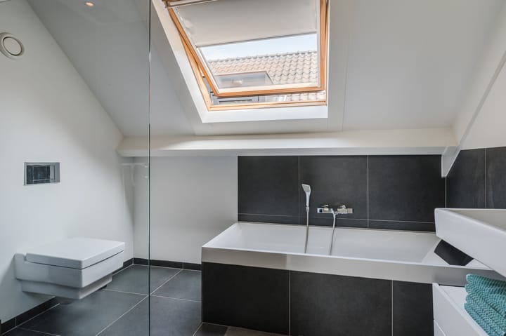 Foto 19 van Lindeplein 40