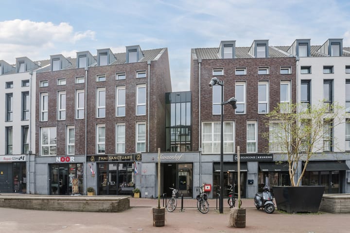 Foto 25 van Lindeplein 40