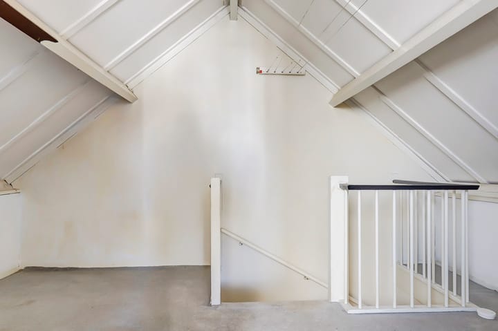 Photo 23 of Van Karnebeekstraat 22