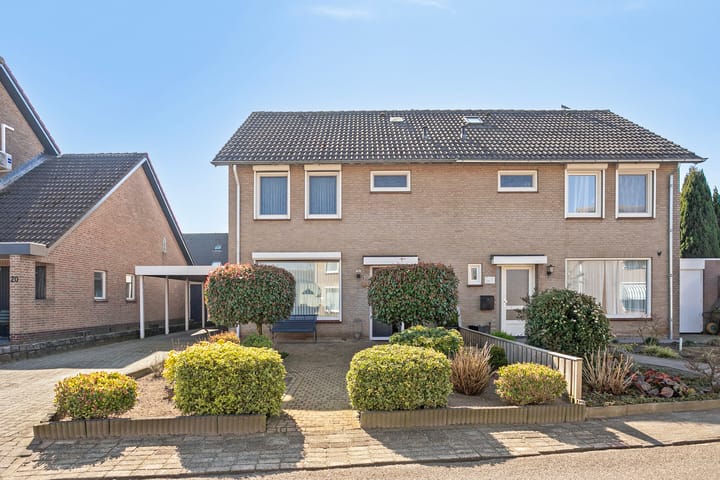 Foto 32 van De Akker 18