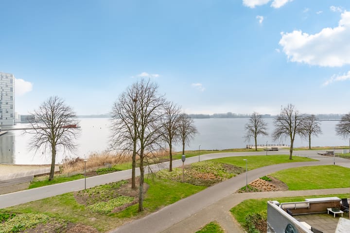 Foto 2 van Vollenhoveschans 68