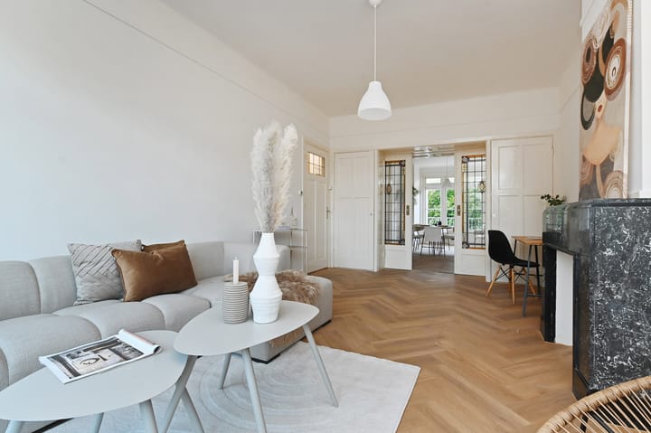 Photo 12 of Van Heutszstraat 127