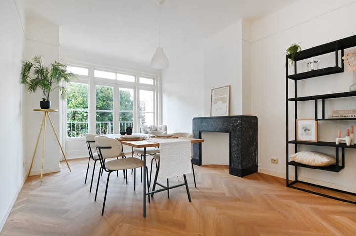 Photo 16 of Van Heutszstraat 127