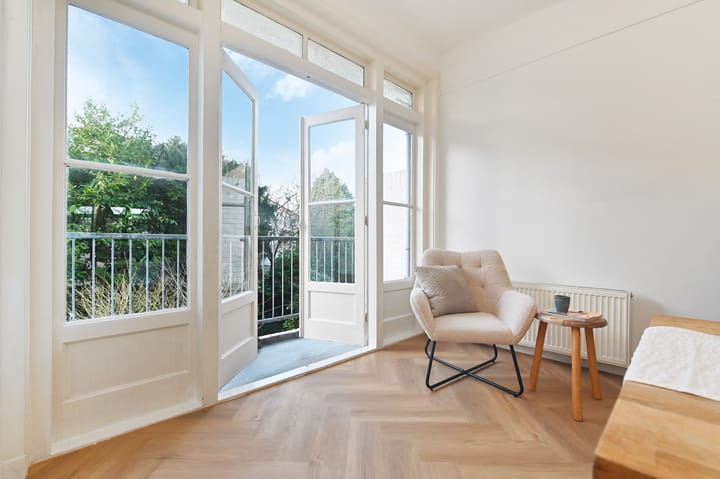 Photo 19 of Van Heutszstraat 127