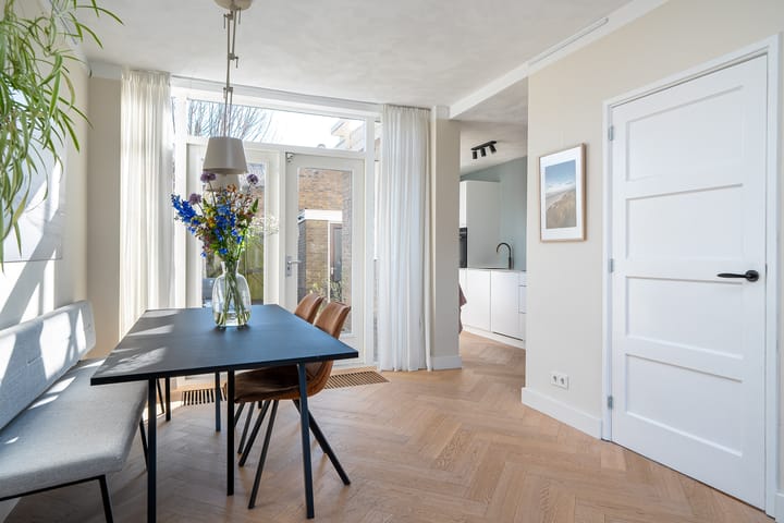 Foto 3 van Aagje Dekenstraat 9