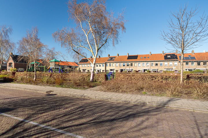 Foto 33 van Aagje Dekenstraat 9