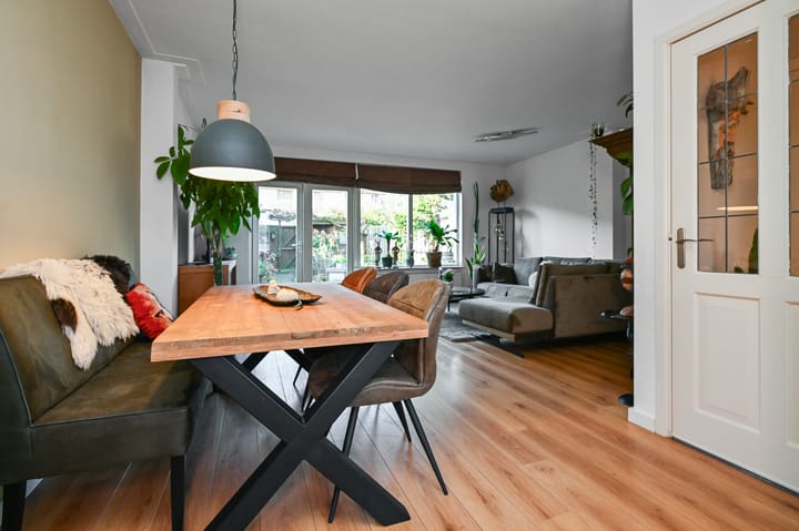 Foto 11 van Meteorenweg 175