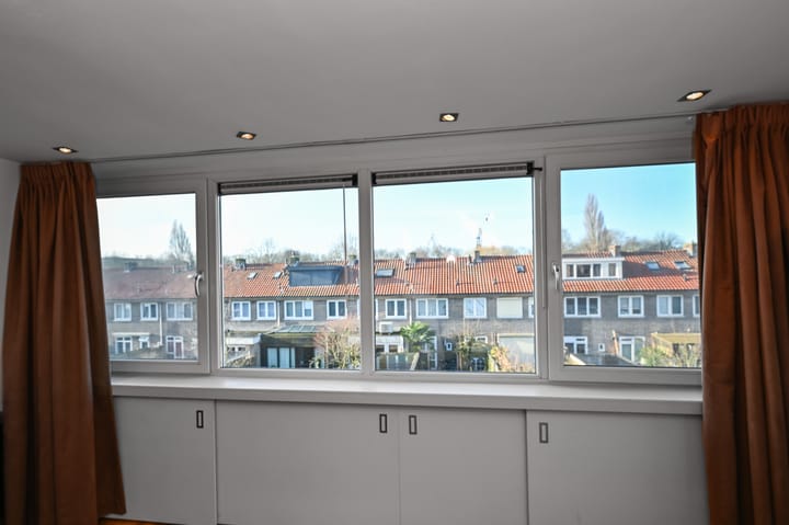 Foto 38 van Meteorenweg 175