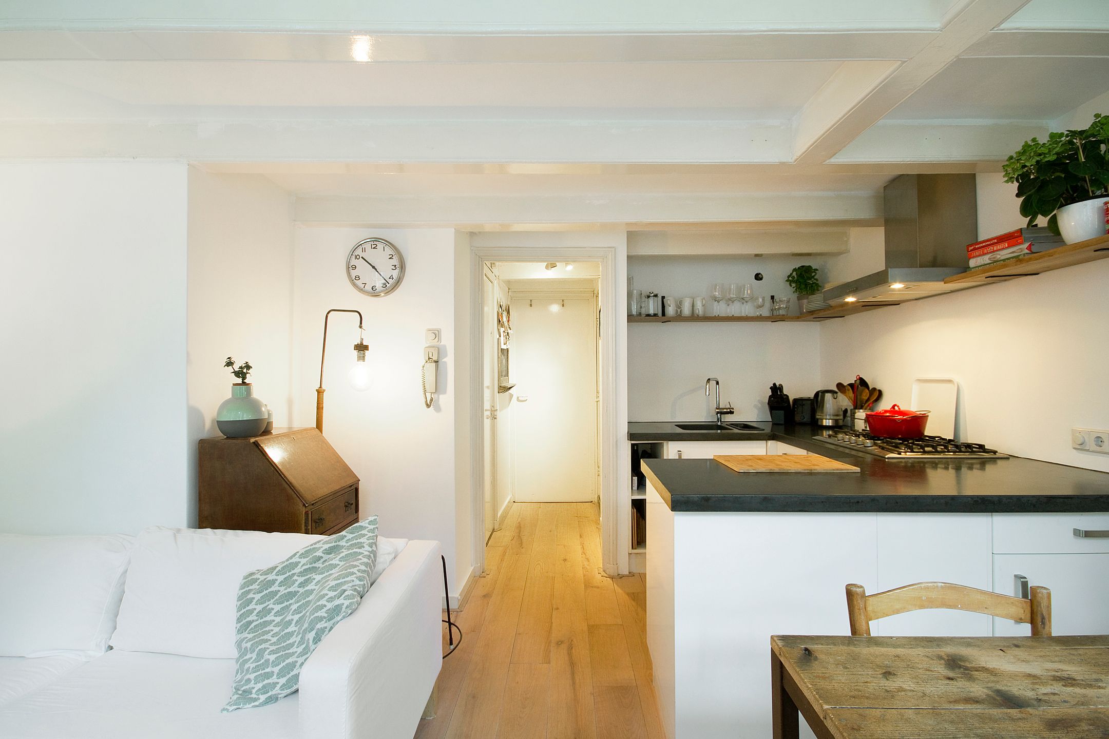 Foto 9 van Eerste Tuindwarsstraat 14-1