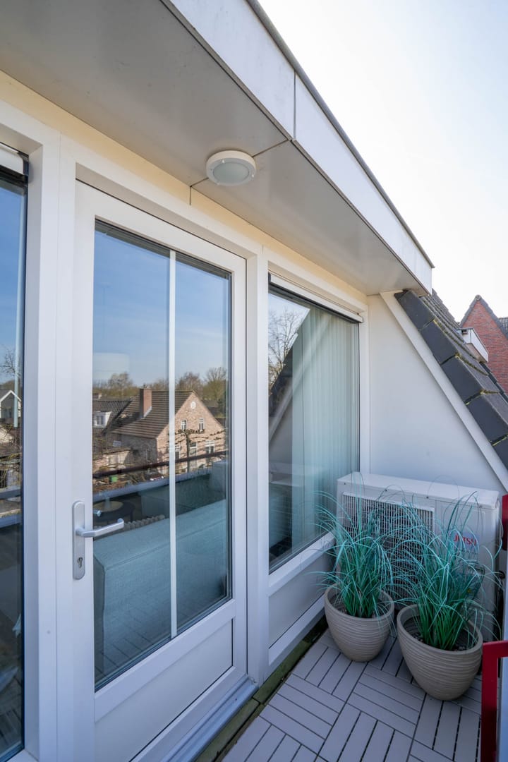 Foto 30 van Kerkeind 15