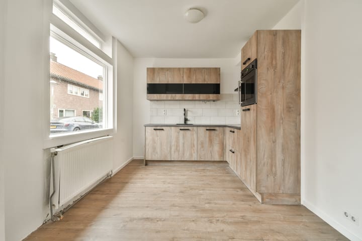 Photo 7 of Mercuriusstraat 15