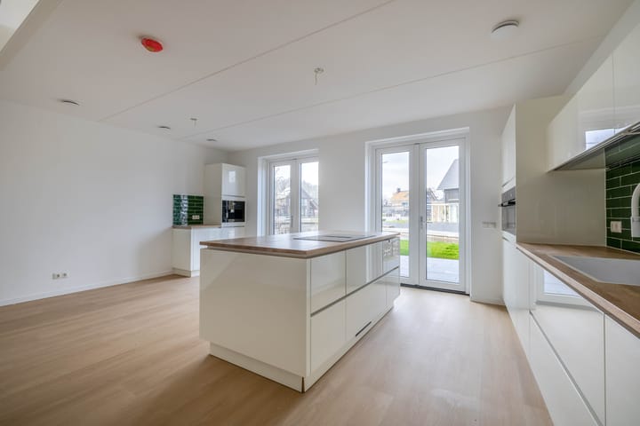 Foto 11 van Rinze Wibbelinkstraat 13