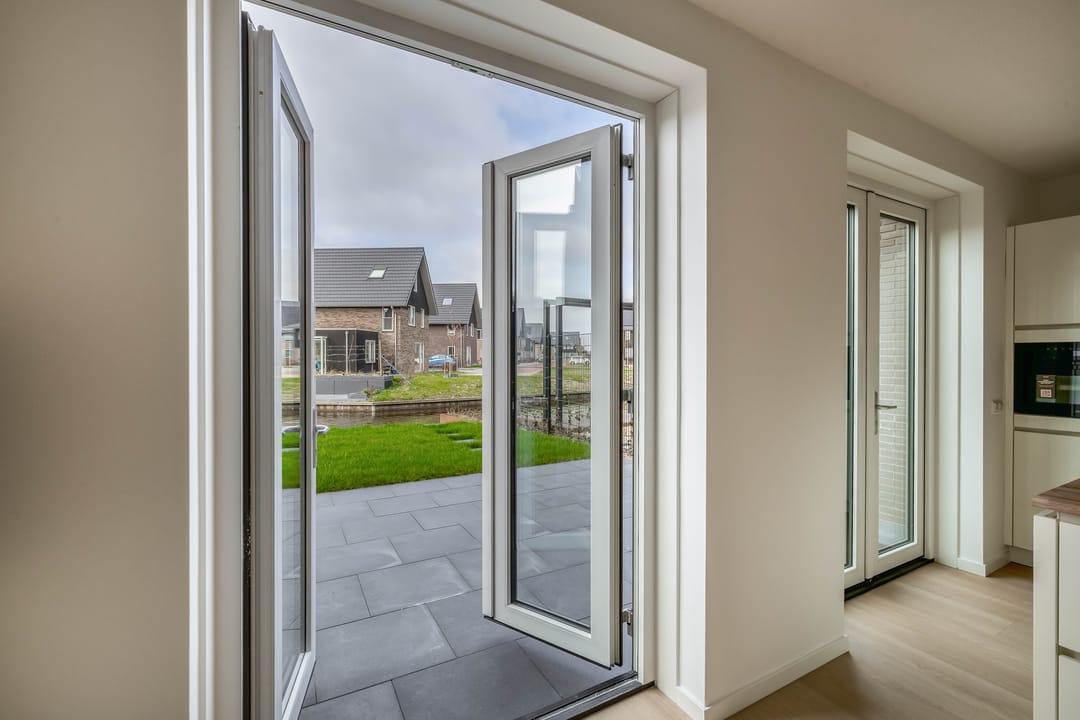 Photo 37 of Rinze Wibbelinkstraat 13