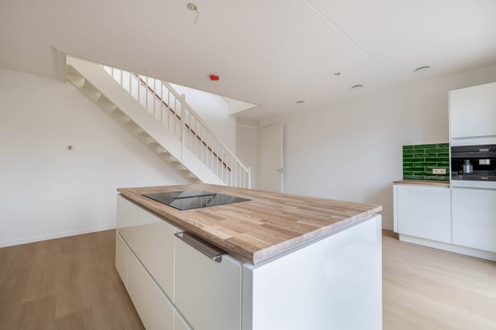 Foto 14 van Rinze Wibbelinkstraat 13