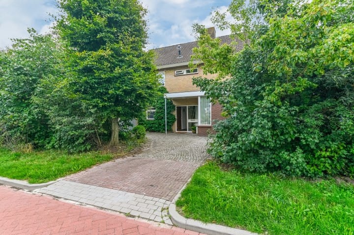 Foto 6 van van Aylvalaan 16