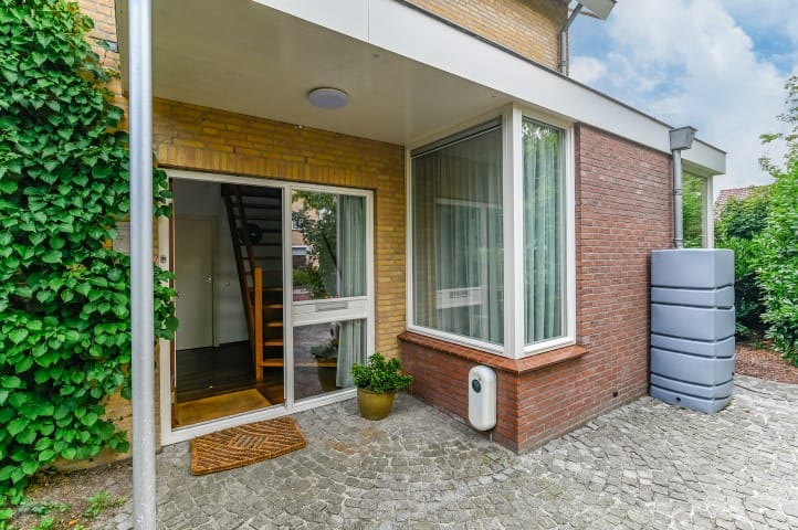 Foto 12 van van Aylvalaan 16