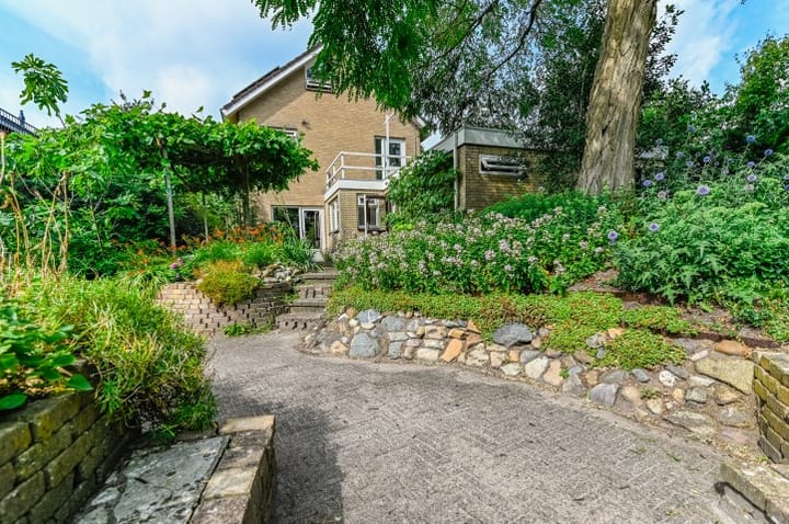 Foto 65 van van Aylvalaan 16