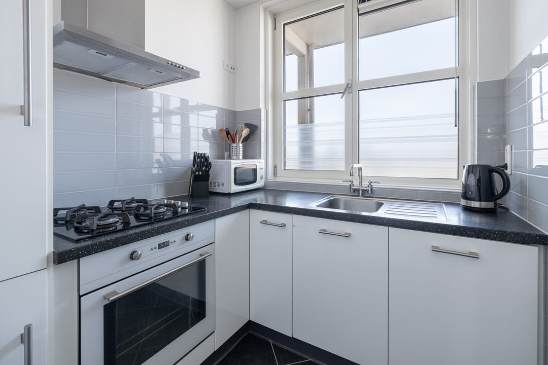 Photo 17 of Julianaplein 84