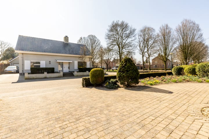 Foto 47 van Tilburgstraat 13