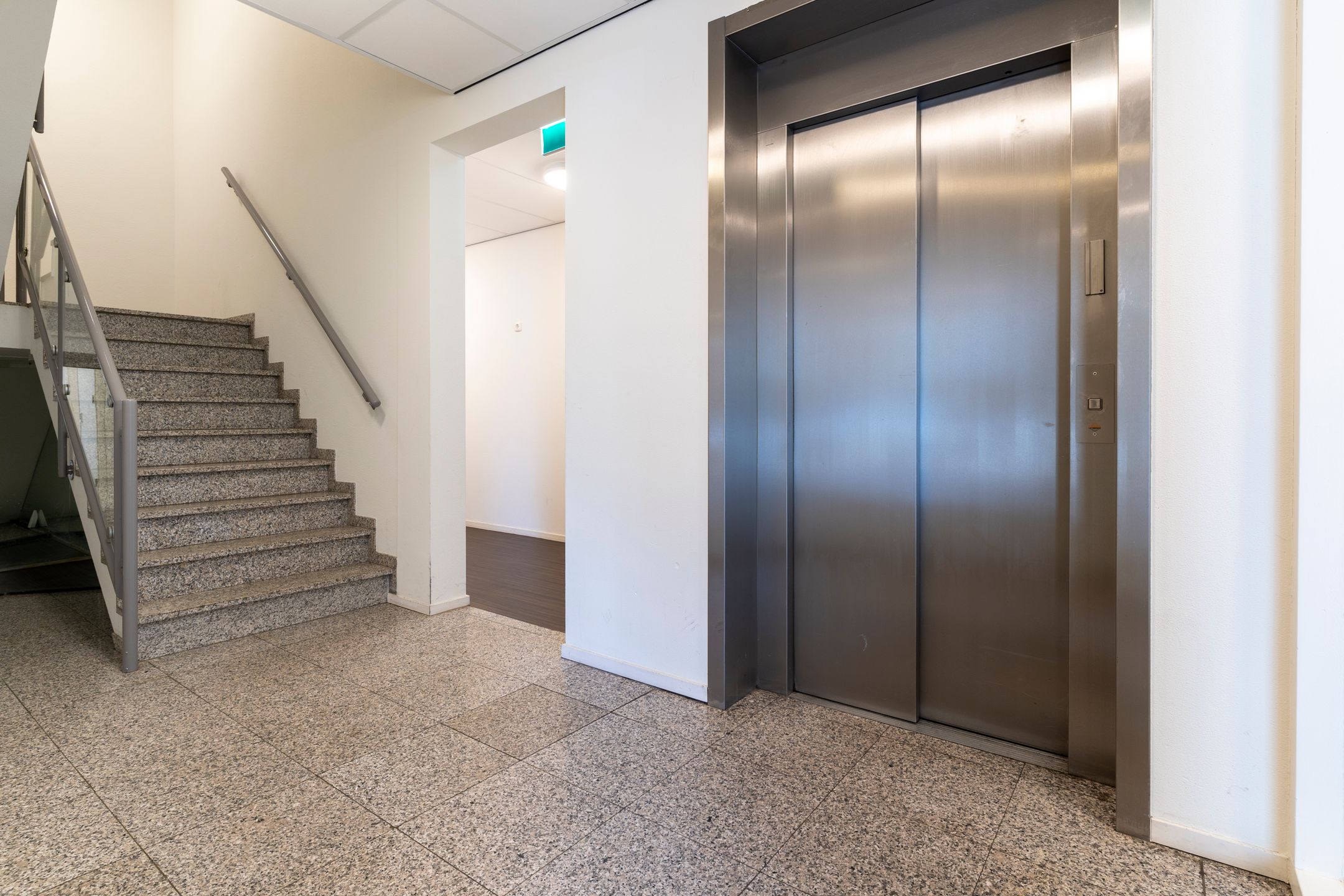 Foto 24 van Krijtwal 17-16