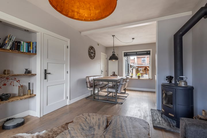 Photo 10 of Prinses Irenestraat 23