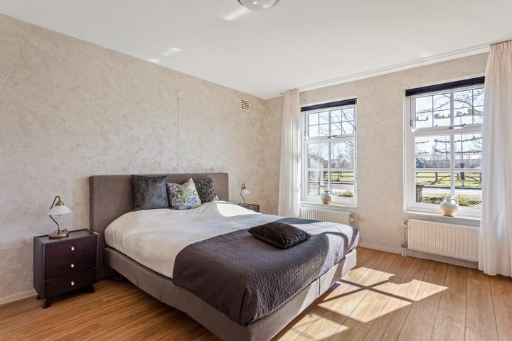 Photo 12 of Vriezenveenseweg 26