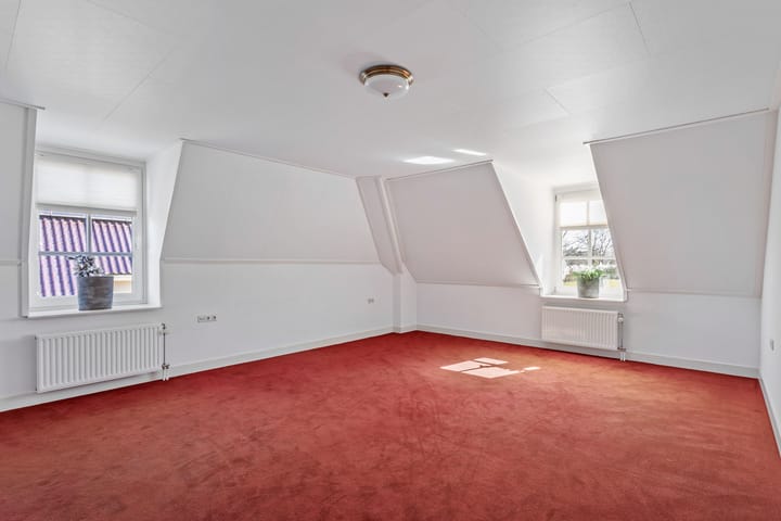 Photo 15 of Vriezenveenseweg 26