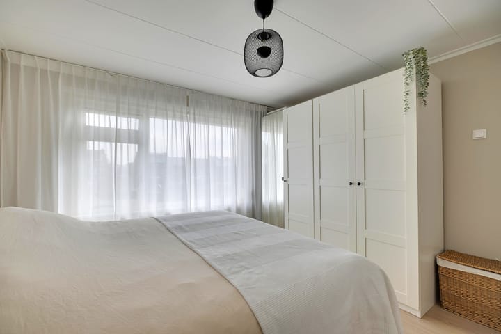 Photo 12 of Westeinde 36